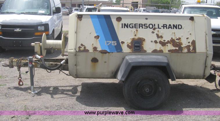 image for item AS9198 1995 Ingersoll Rand P175WJD mobile compressor