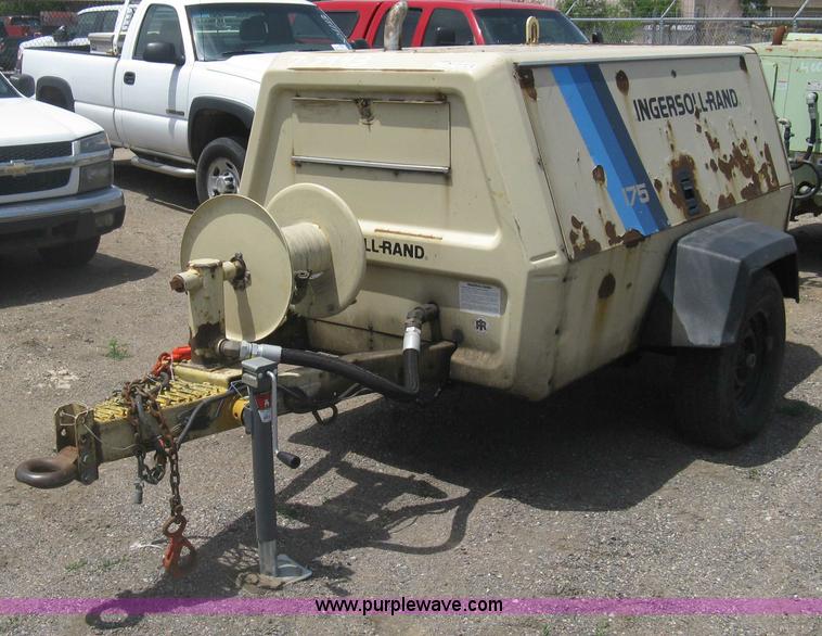 image for item AS9198 1995 Ingersoll Rand P175WJD mobile compressor