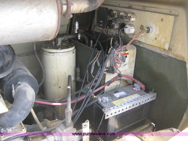 image for item AS9198 1995 Ingersoll Rand P175WJD mobile compressor