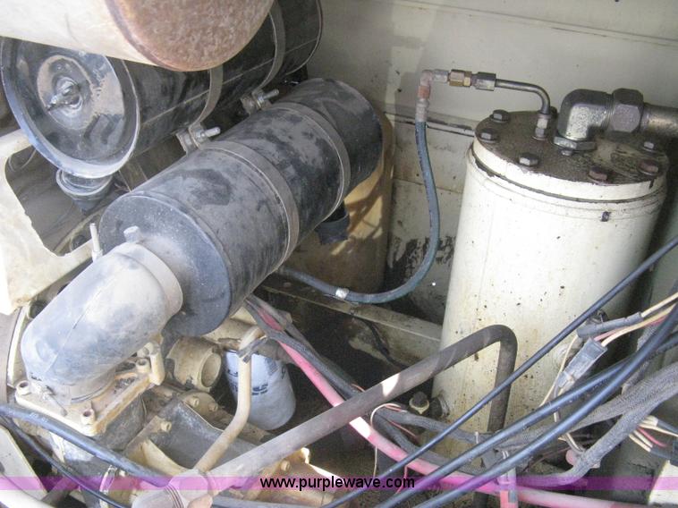 image for item AS9198 1995 Ingersoll Rand P175WJD mobile compressor