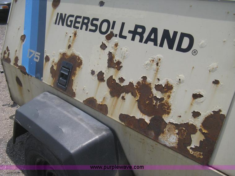 image for item AS9198 1995 Ingersoll Rand P175WJD mobile compressor