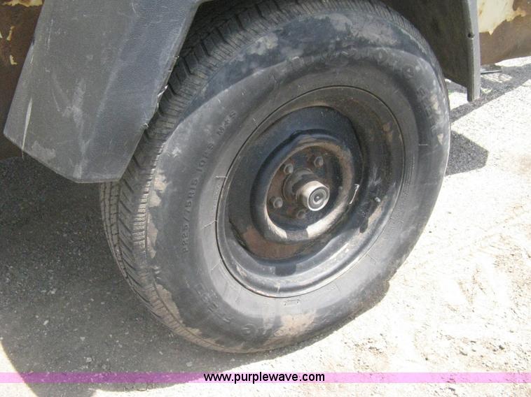 image for item AS9198 1995 Ingersoll Rand P175WJD mobile compressor