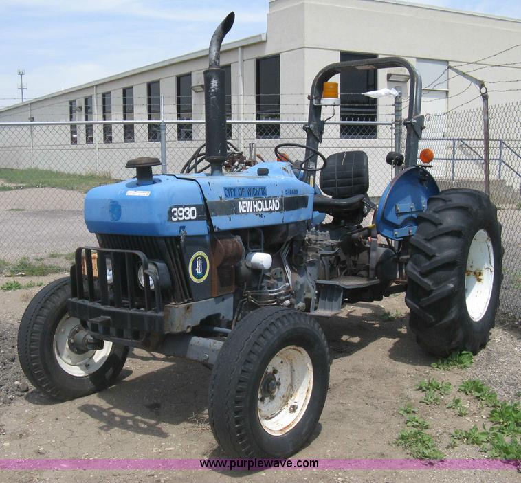 image for item AS9199 1999 New Holland 3930 tractor