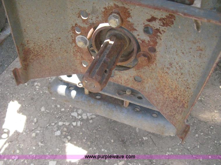 image for item AS9199 1999 New Holland 3930 tractor