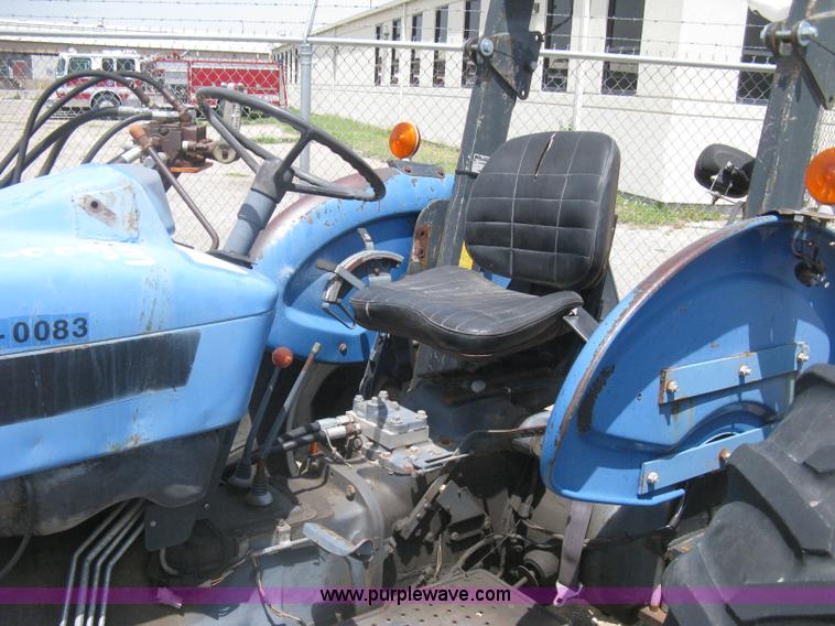image for item AS9199 1999 New Holland 3930 tractor