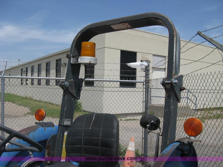 image for item AS9199 1999 New Holland 3930 tractor