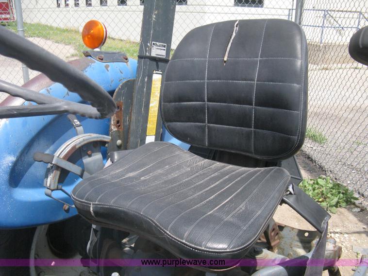 image for item AS9199 1999 New Holland 3930 tractor