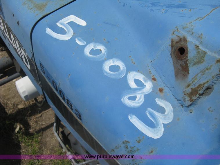 image for item AS9199 1999 New Holland 3930 tractor