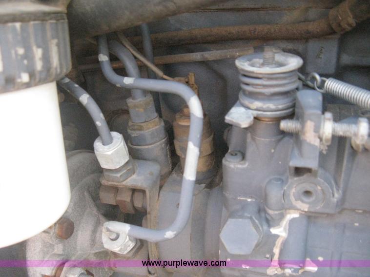 image for item AS9199 1999 New Holland 3930 tractor