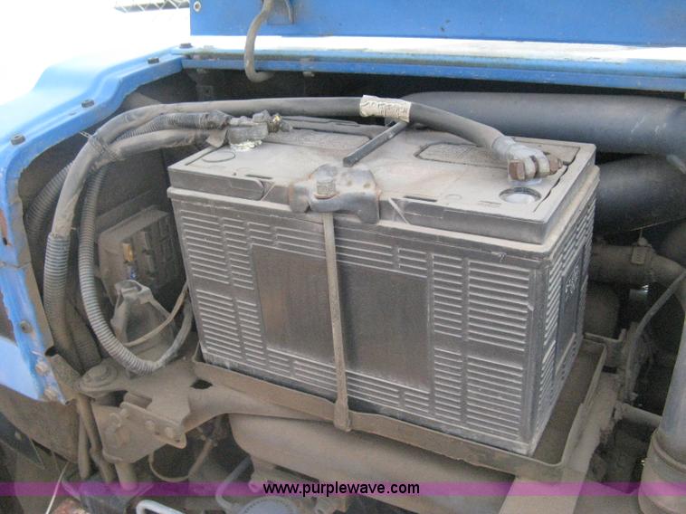 image for item AS9199 1999 New Holland 3930 tractor