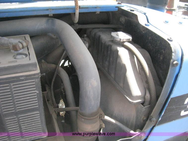 image for item AS9199 1999 New Holland 3930 tractor