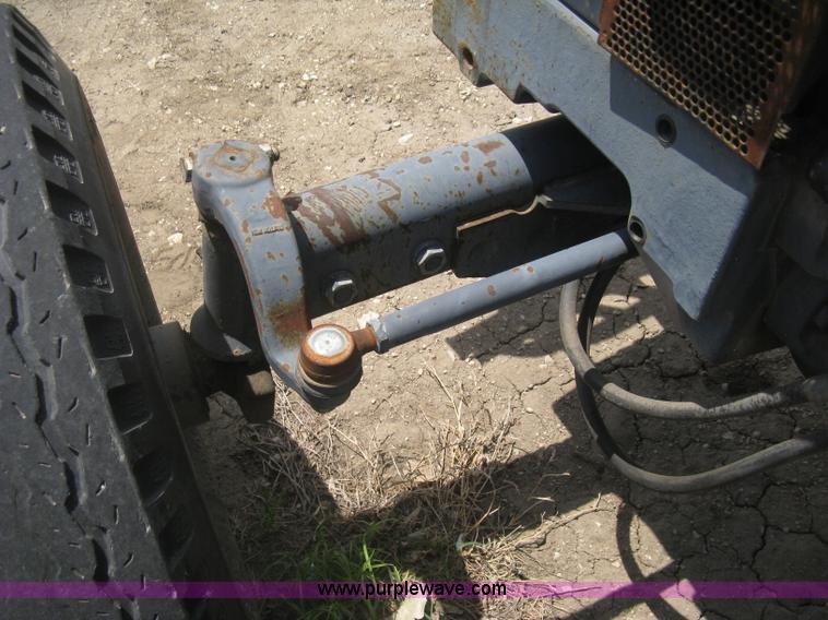 image for item AS9199 1999 New Holland 3930 tractor