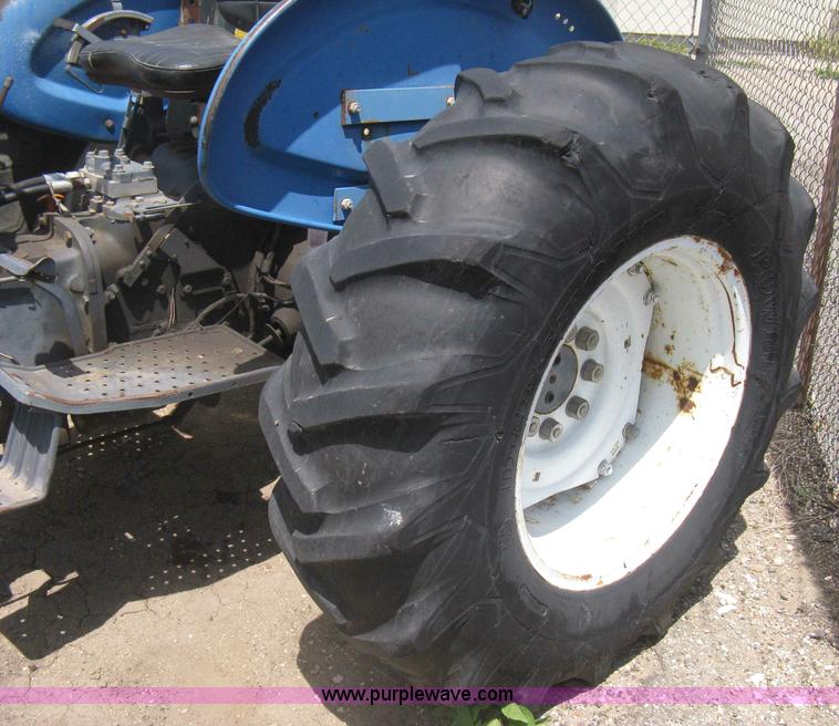 image for item AS9199 1999 New Holland 3930 tractor