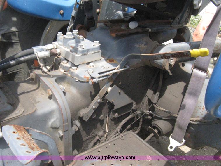 image for item AS9199 1999 New Holland 3930 tractor