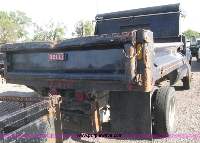 image for item AS9210 2001 Ford F450 XL Super Duty dump bed truck