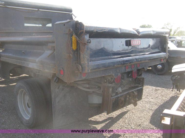 image for item AS9210 2001 Ford F450 XL Super Duty dump bed truck