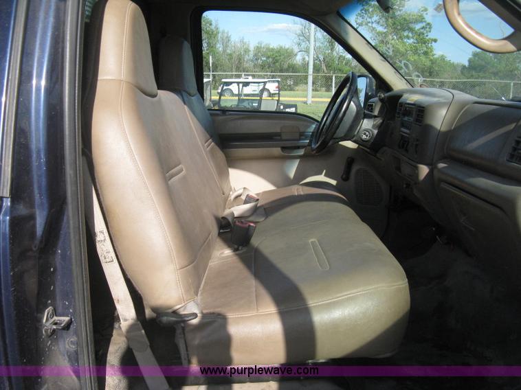 image for item AS9210 2001 Ford F450 XL Super Duty dump bed truck