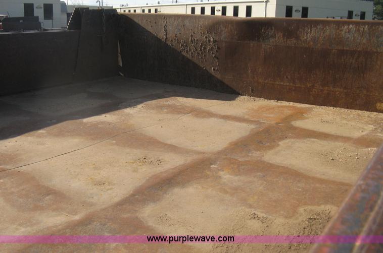 image for item AS9210 2001 Ford F450 XL Super Duty dump bed truck