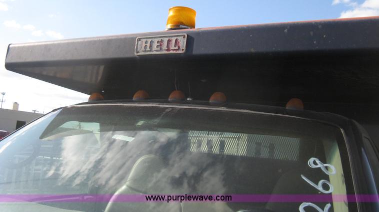 image for item AS9210 2001 Ford F450 XL Super Duty dump bed truck