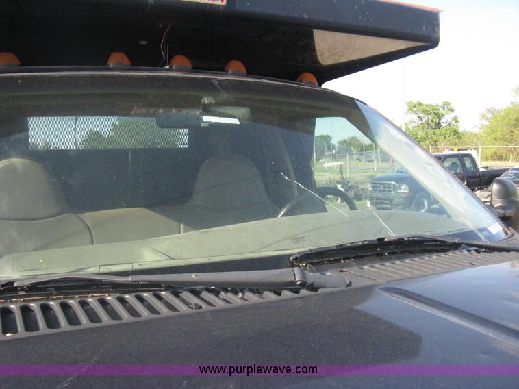 image for item AS9210 2001 Ford F450 XL Super Duty dump bed truck