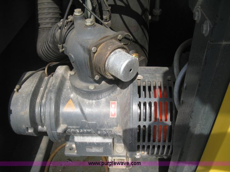 image for item AS9218 2002 Kaeser BSD40 industrial air compressor