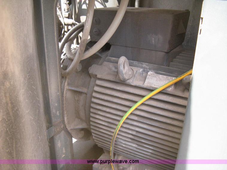 image for item AS9218 2002 Kaeser BSD40 industrial air compressor