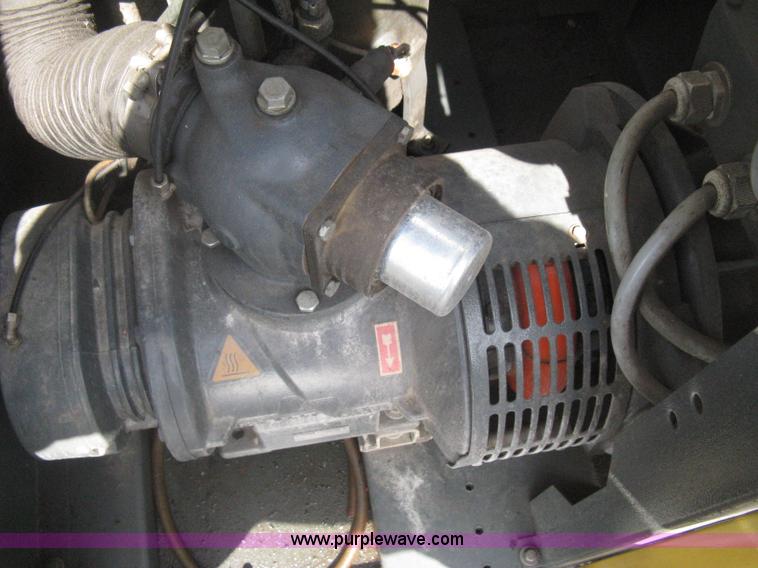 image for item AS9218 2002 Kaeser BSD40 industrial air compressor