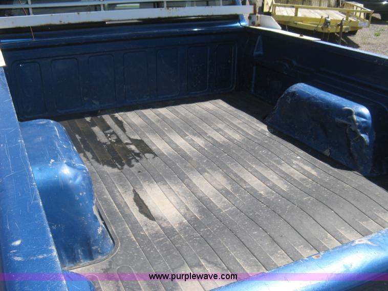 image for item AS9220 2001 Chevy S10 Ext. Cab pickup truck