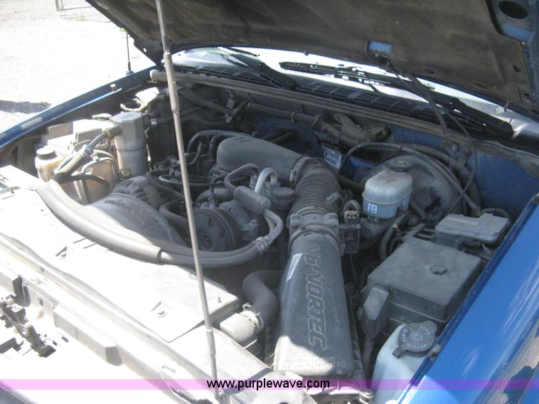 image for item AS9220 2001 Chevy S10 Ext. Cab pickup truck