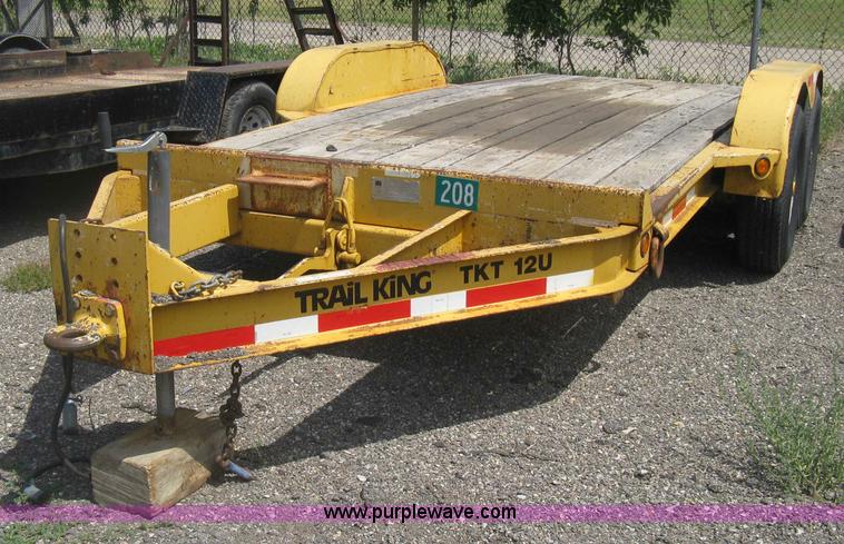 image for item AS9227 2002 Trail King TKT12U tilt deck trailer