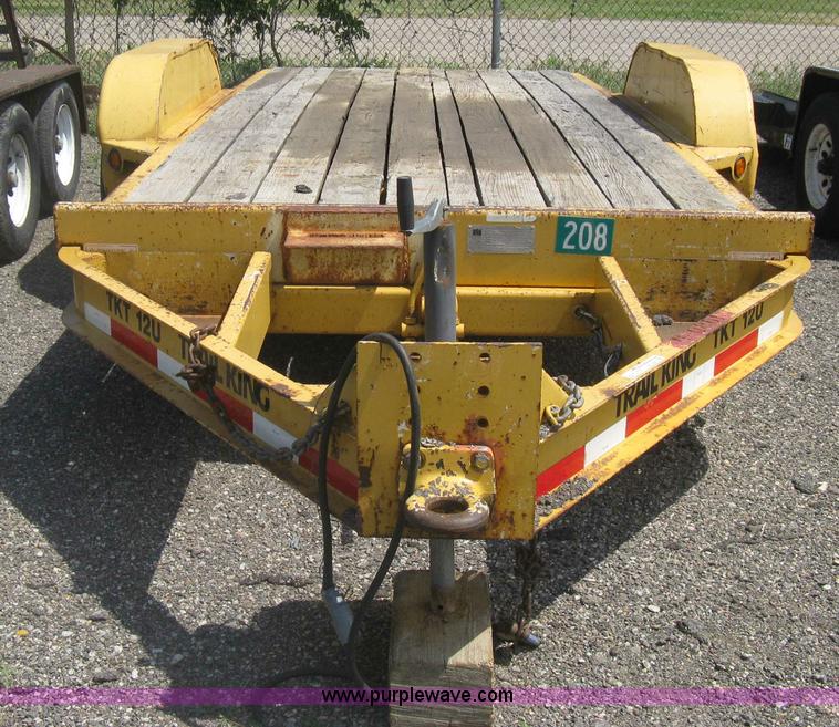 image for item AS9227 2002 Trail King TKT12U tilt deck trailer