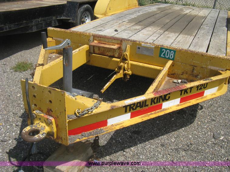 image for item AS9227 2002 Trail King TKT12U tilt deck trailer