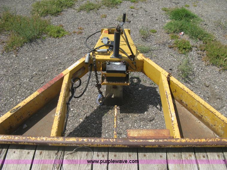 image for item AS9227 2002 Trail King TKT12U tilt deck trailer