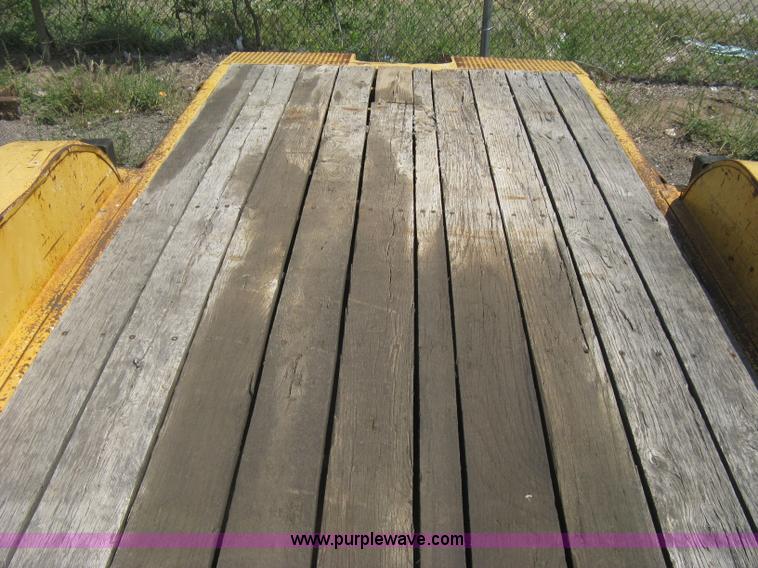 image for item AS9227 2002 Trail King TKT12U tilt deck trailer