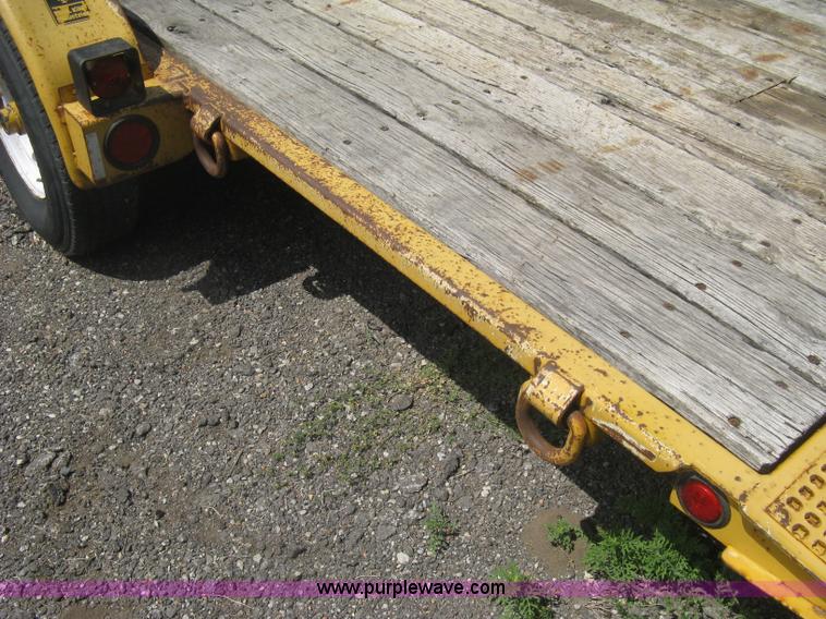 image for item AS9227 2002 Trail King TKT12U tilt deck trailer