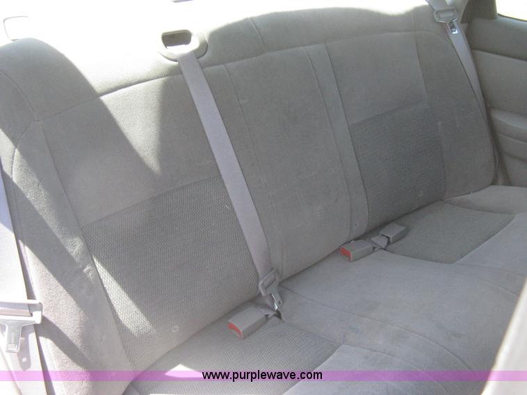 image for item G8256 2006 Ford Taurus SE