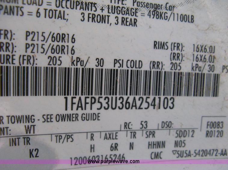 image for item G8256 2006 Ford Taurus SE