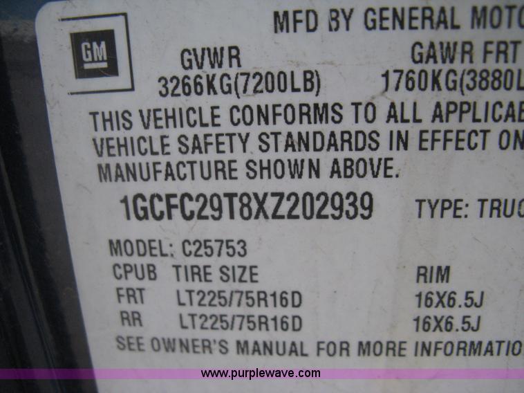 image for item G8266 1999 Chevrolet Silverado 2500 Ext. Cab pickup truck