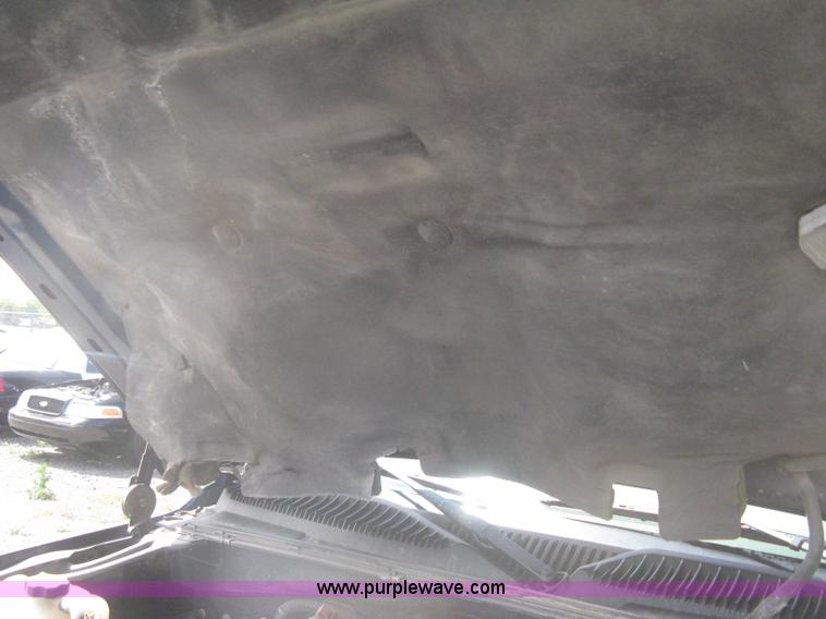 image for item G8266 1999 Chevrolet Silverado 2500 Ext. Cab pickup truck