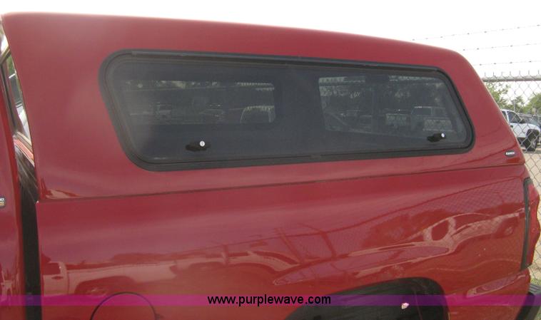 image for item G8272 2004 Chevrolet Silverado 2500HD Crew Cab pickup truck