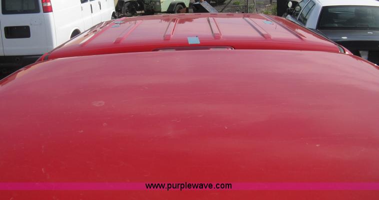 image for item G8272 2004 Chevrolet Silverado 2500HD Crew Cab pickup truck