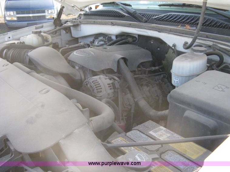 image for item G8275 2006 Chevrolet Silverado 2500HD pickup truck