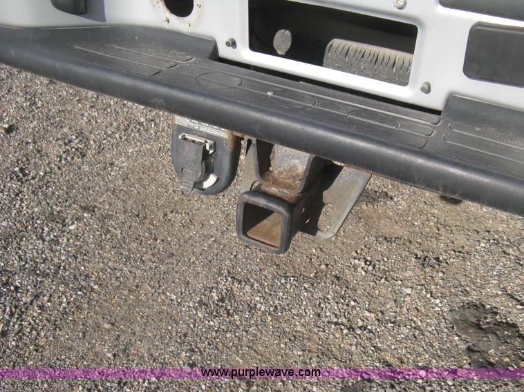 image for item G8275 2006 Chevrolet Silverado 2500HD pickup truck