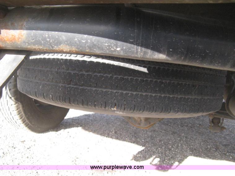 image for item G8275 2006 Chevrolet Silverado 2500HD pickup truck