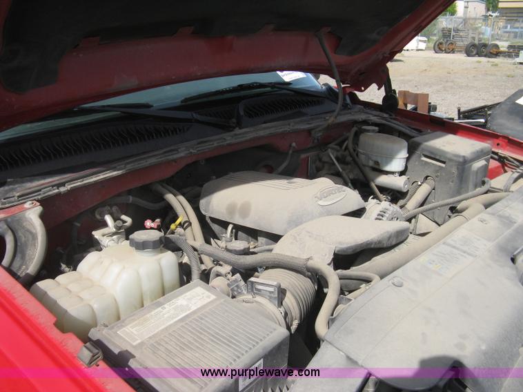 image for item G8276 2006 Chevrolet Silverado 2500HD Crew Cab pickup truck