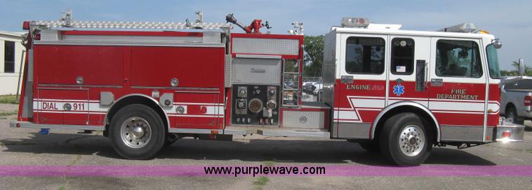 image for item H5458 1998 Spartan Gladiator fire truck