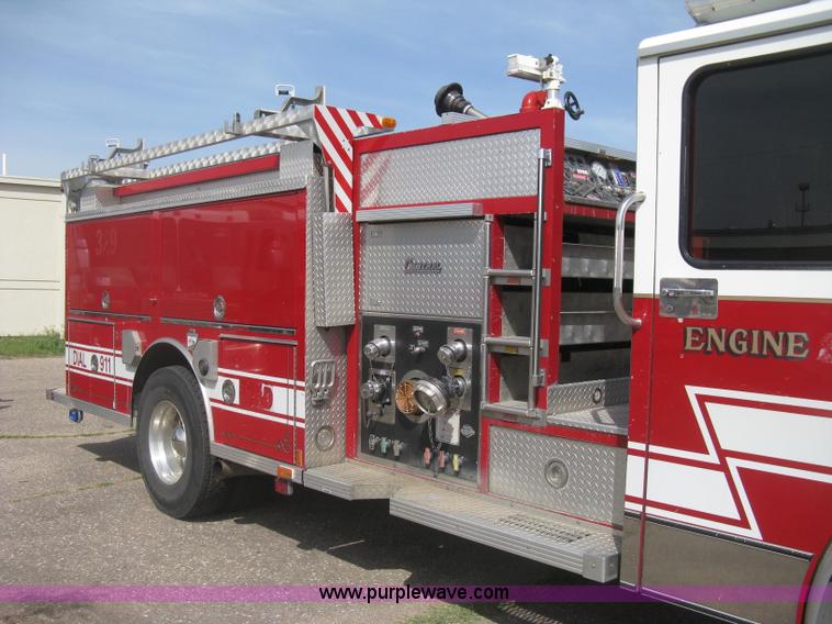 image for item H5458 1998 Spartan Gladiator fire truck