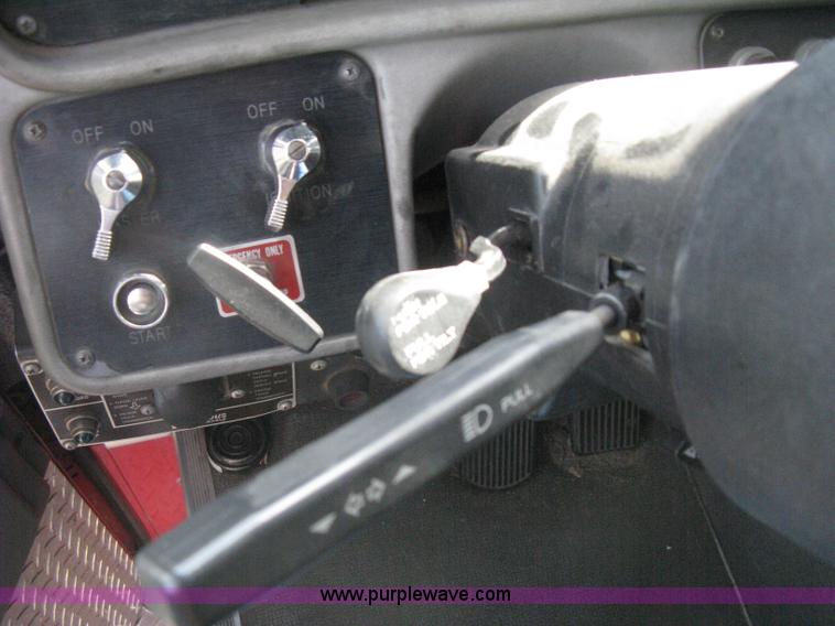 image for item H5458 1998 Spartan Gladiator fire truck