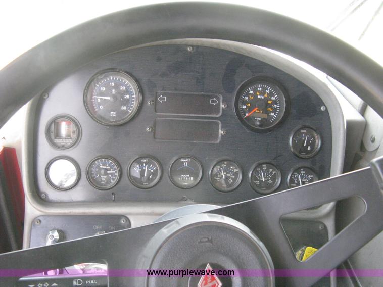 image for item H5458 1998 Spartan Gladiator fire truck