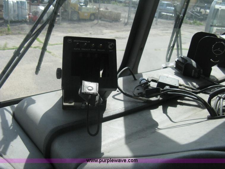 image for item H5458 1998 Spartan Gladiator fire truck